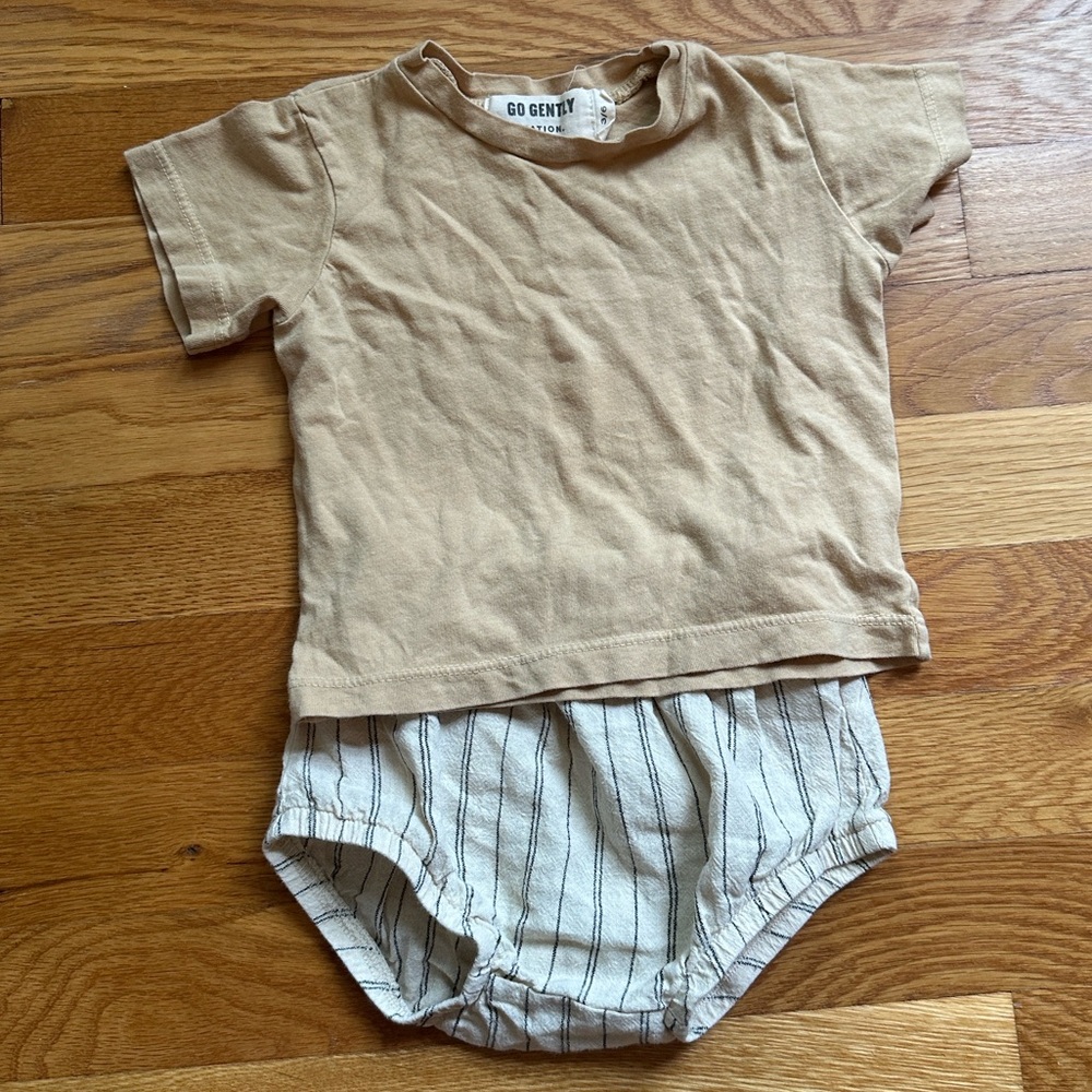 Go gently tee - Picture 3 of 3